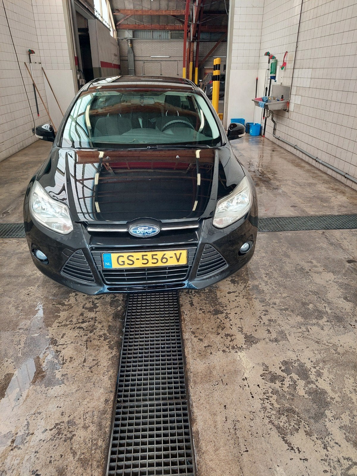 Ford Focus 1.6 Tdci 70KW Wagon 2012 Zwart, Auto's, 680 kg, Zwart, 140 €/maand, Particulier