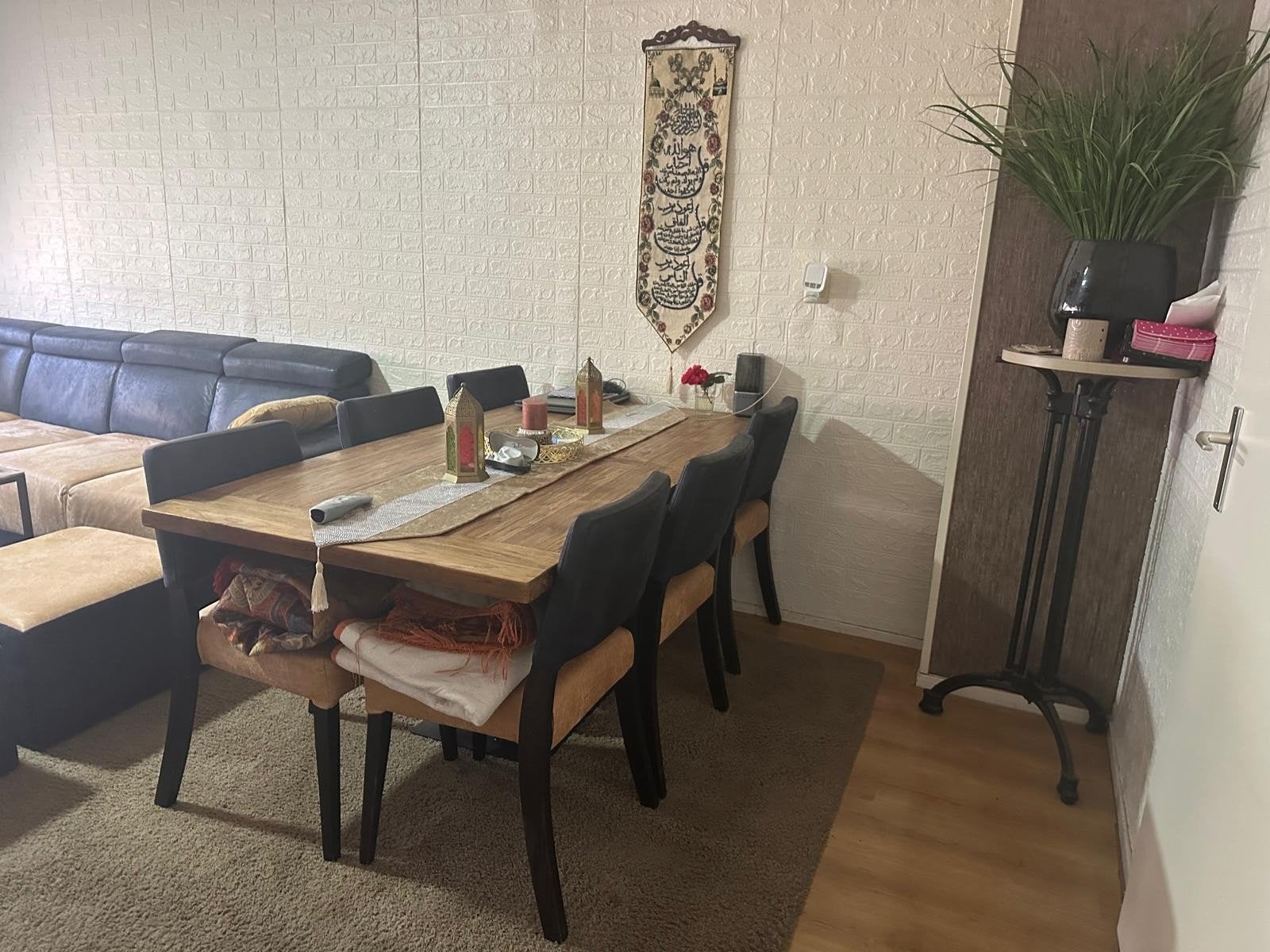 Hoektafel met stoelen en bijzettafel, Huis en Inrichting, Banken | Complete zithoeken, Ophalen of Verzenden, Gebruikt