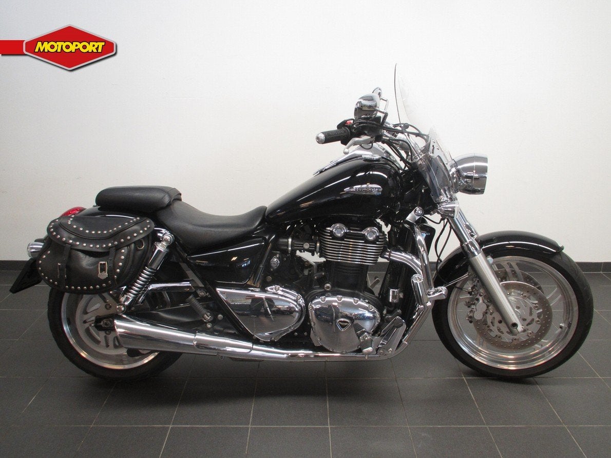 Triumph THUNDERBIRD (bj 2012), Motoren, Triumph Motocycles, Chopper, Bedrijf, Triumph.Benelux@triumph.co.uk