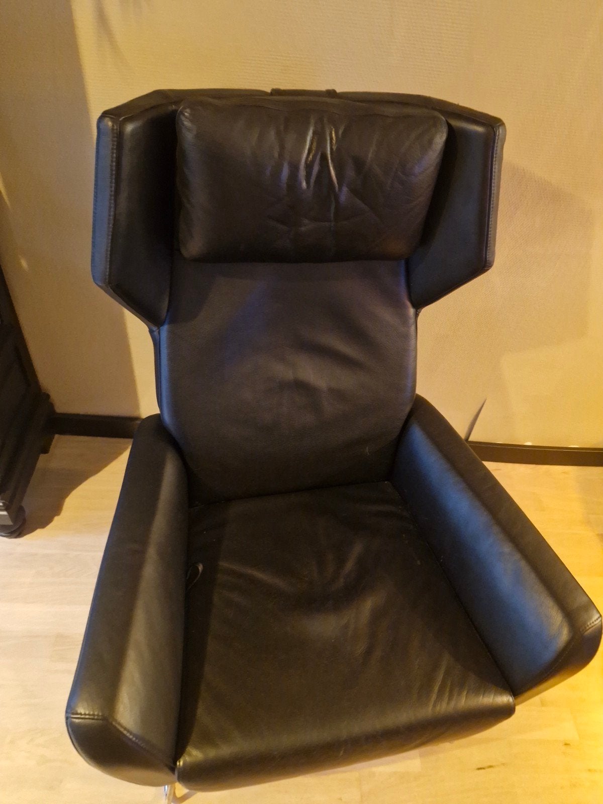 Zwarte design relax fauteuil - Swedese, Huis en Inrichting, Ophalen, Design, 75 tot 100 cm, Zo goed als nieuw