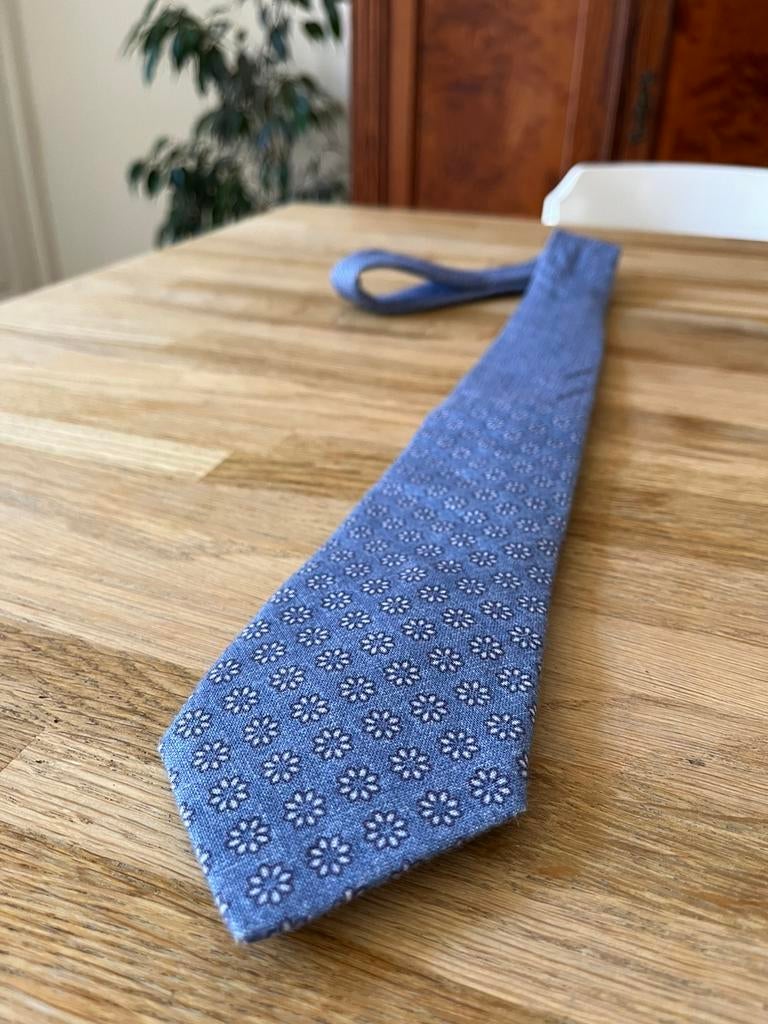 SuitSupply stropdas | zo goed als nieuw, Kleding | Heren, Stropdassen, Ophalen of Verzenden, Zo goed als nieuw, Blauw, Met patroon