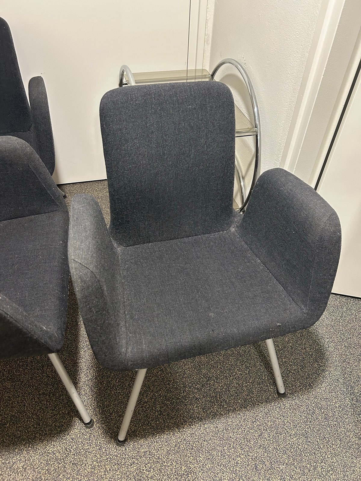Verschillende stoelen gratis af te halen, Ophalen, Gebruikt, Drie, Stof