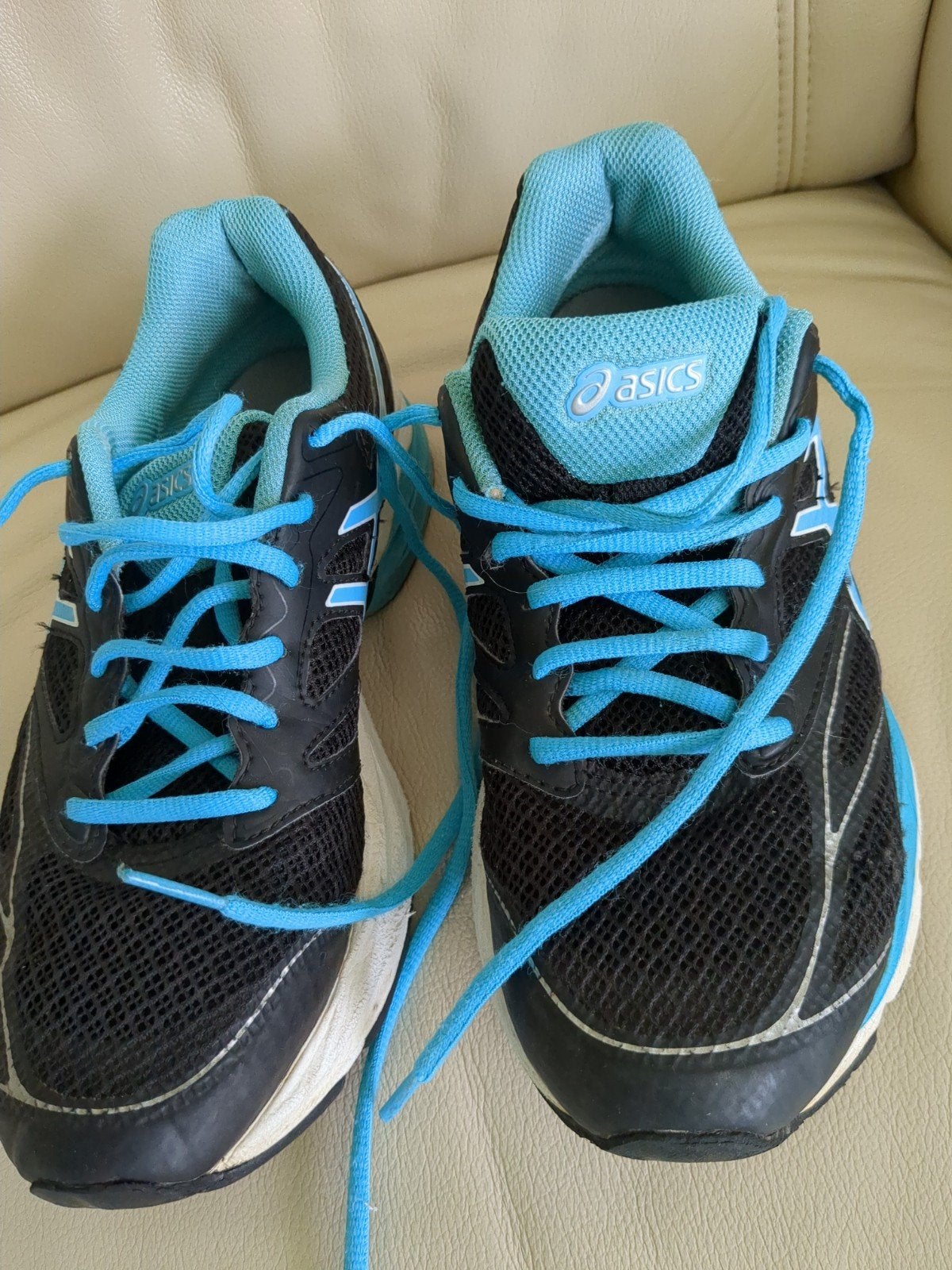 Asics hardloopschoenen - Zwart/Blauw - Maat 37 -38, Sport en Fitness, Ophalen, Gebruikt, Hardloopschoenen, Hardlopen