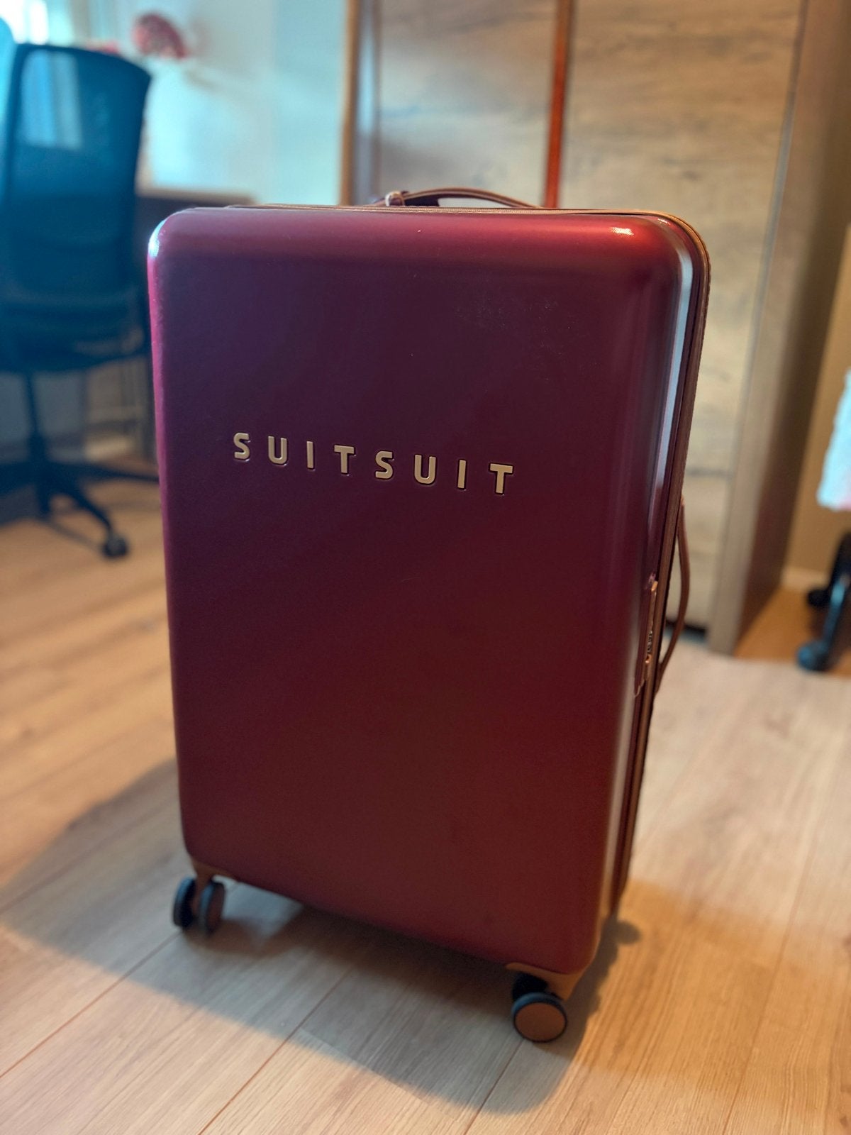 Suitsuit Fab Seventies Classic Spinner Biking Red L, Sieraden, Tassen en Uiterlijk, Koffers, Hard kunststof, 45 tot 55 cm, Nieuw