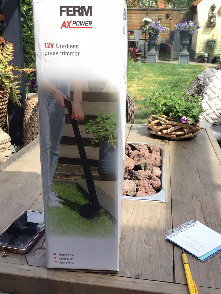 Nieuwe grastrimmer nog in doos, Ophalen of Verzenden, Nieuw, Accu
