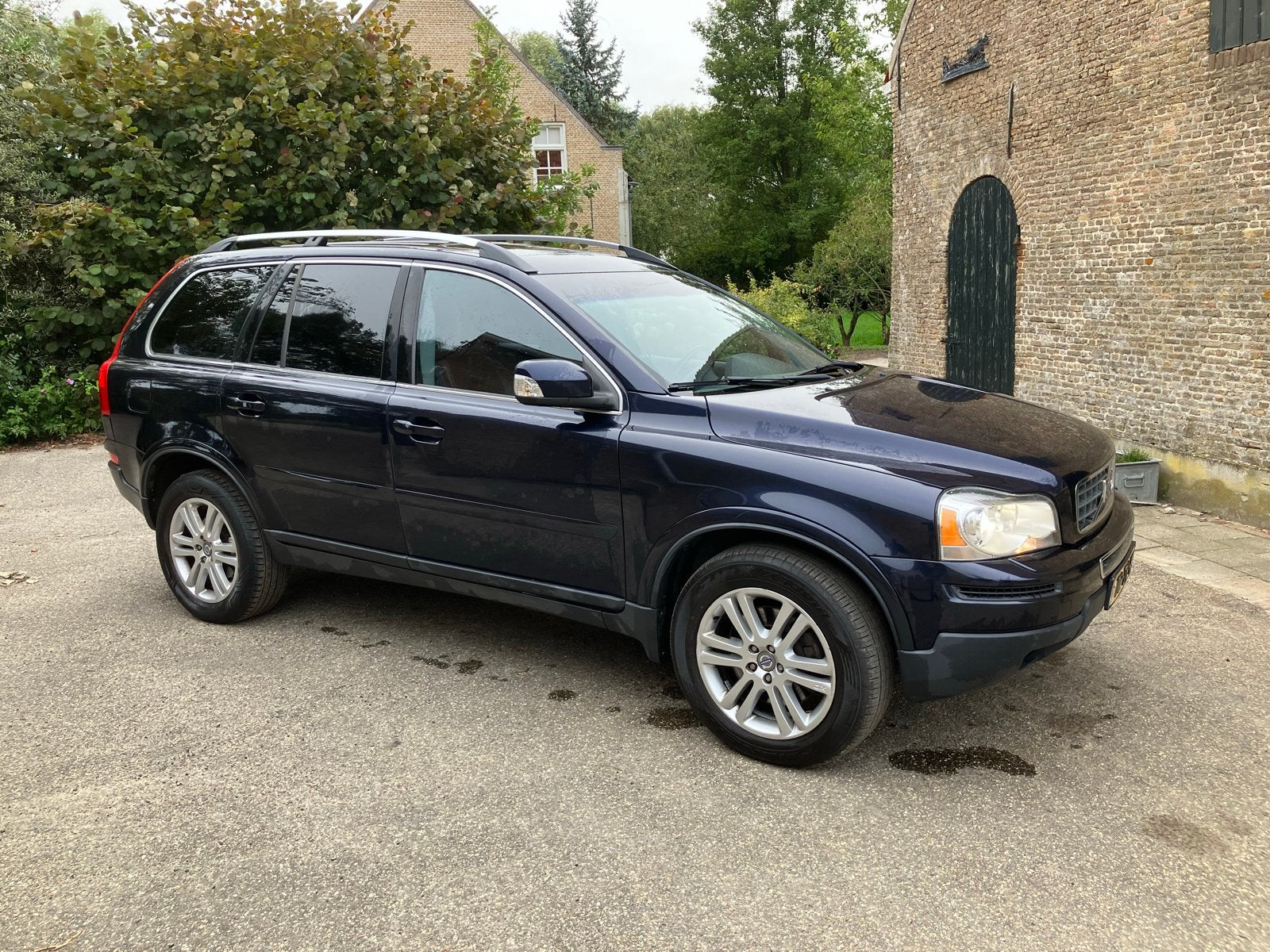 Volvo XC90 4.4 V8 summum Geartronic 2006 Blauw 7 zits, 8 cilinders, 7 stoelen, Bruin, Particulier