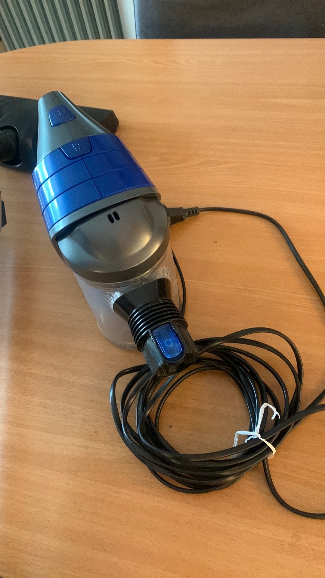 Steelstofzuiger Evora 600 w. Uitschuifbare steel., Ophalen of Verzenden, Zo goed als nieuw