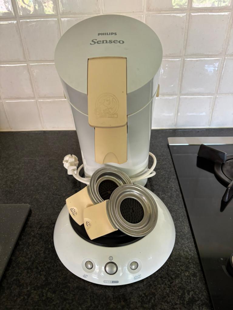 Te koop Philips Senseo koffie apparaat, Ophalen of Verzenden, Zo goed als nieuw, Koffiemachine