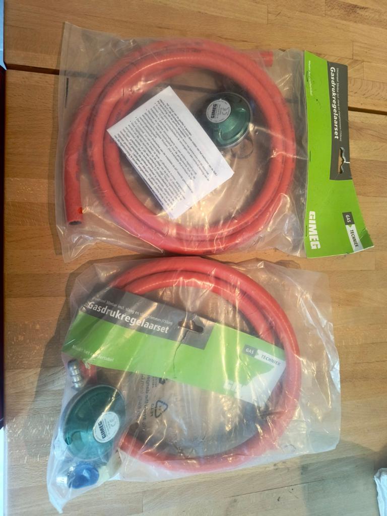 Gimeg Gasdrukregelaarset - Nieuw in verpakking, Caravans en Kamperen, Kampeeraccessoires, Nieuw, Ophalen of Verzenden