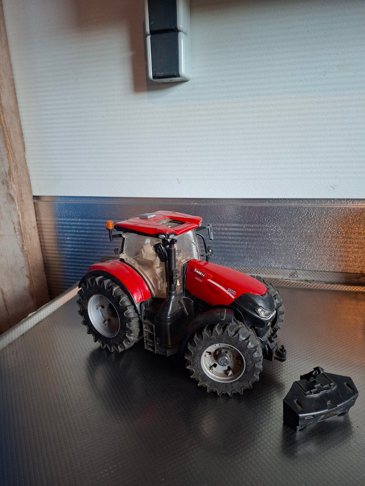 Bruder Case 300, Ophalen, Zo goed als nieuw