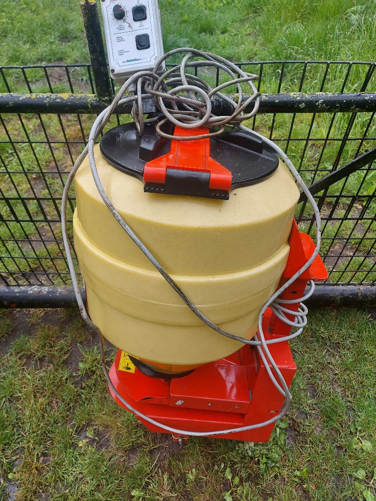 Zaaibak 100 Liter akkerbouw en tuinbouw, Ophalen, Gebruikt
