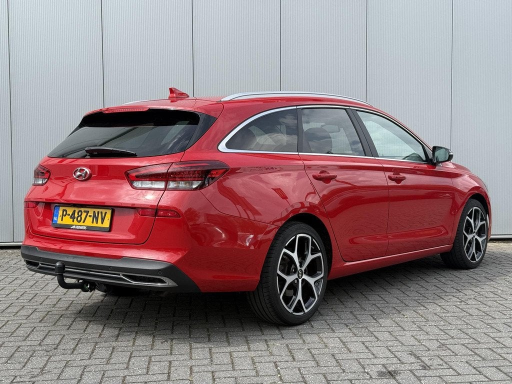 Hyundai i30 Wagon 1.5 T-GDi MHEV Premium / 18" N velgen / Tr, Auto's, Hyundai, Voorwielaandrijving, Euro 6, 4 cilinders, 160 pk