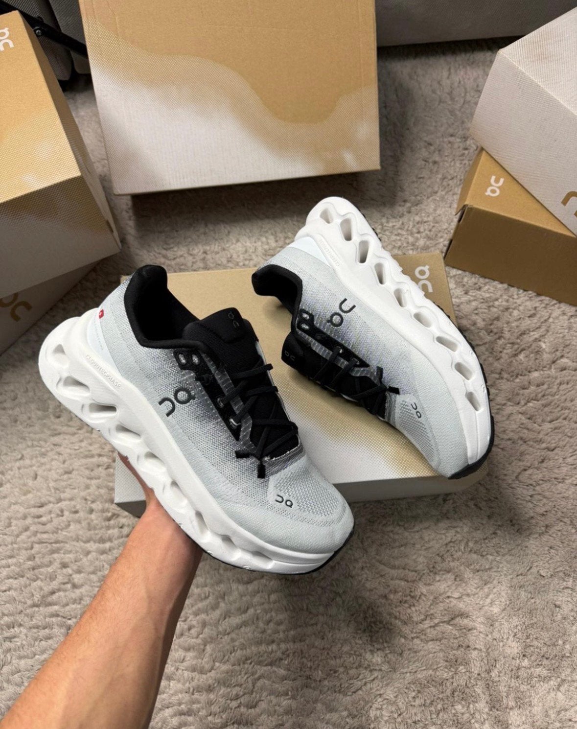 Oncloud schoen, Sport en Fitness, Ophalen of Verzenden, Nieuw, Schoenen