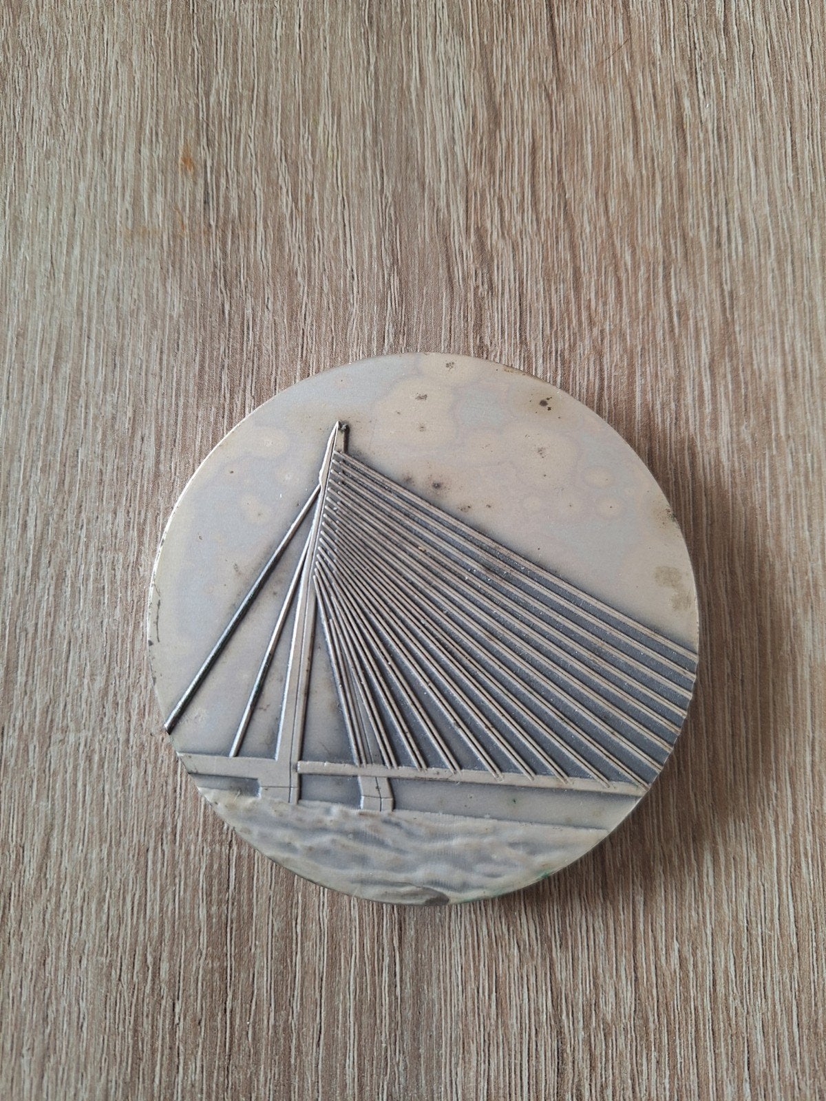 Medaille met brugontwerp Erasmusbrug Rotterdam - Zilverkleur, Ophalen of Verzenden, Zilver, Nederland