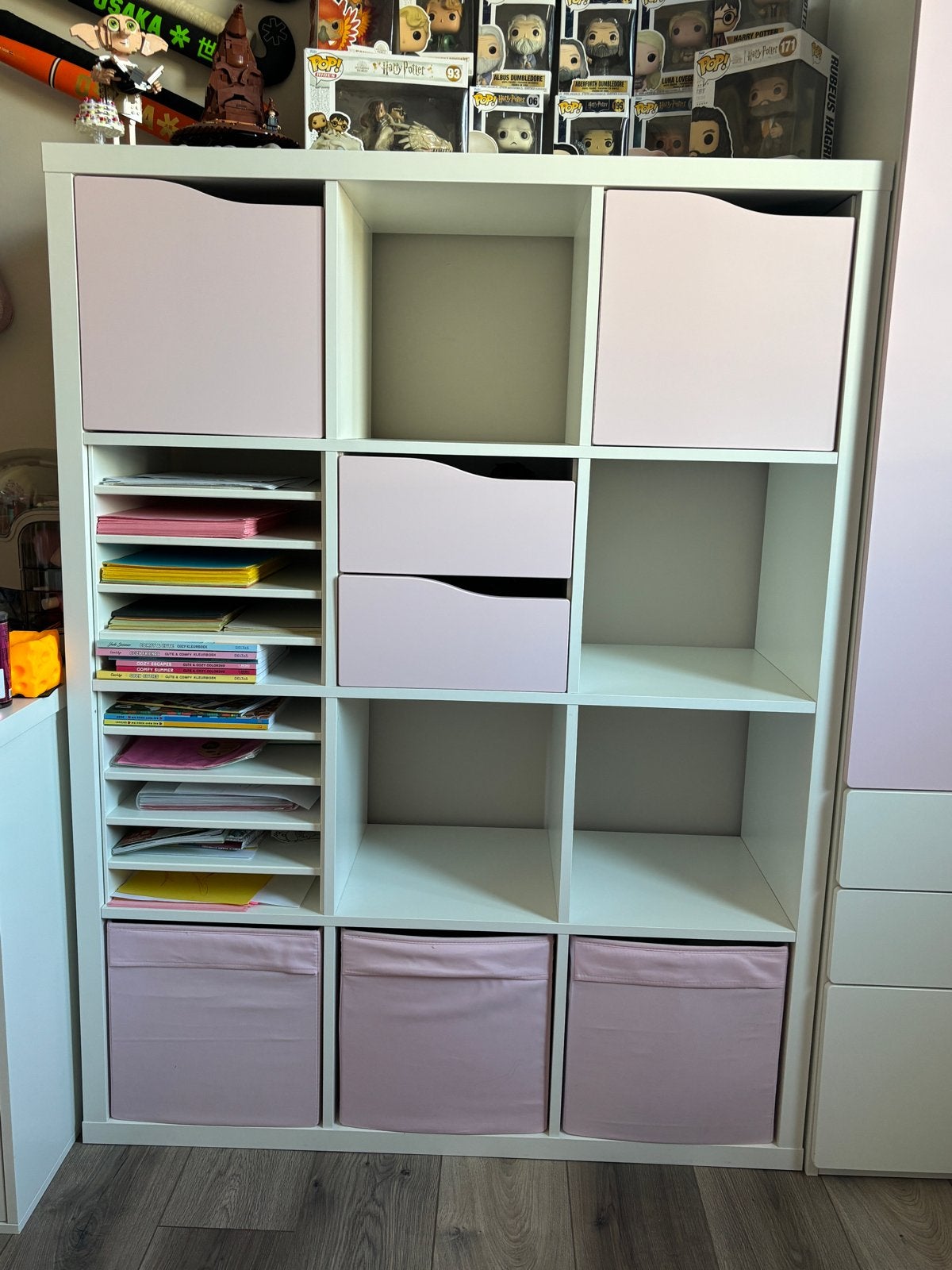 Ikea Kallax vakkenkast met roze inzetstukken, Ophalen, Gebruikt