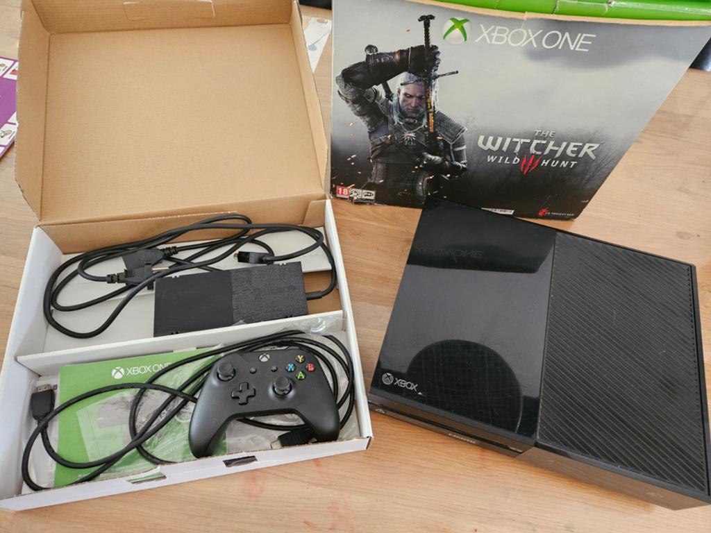 Xbox one Witcher 3 editie, Avontuur en Actie, Vanaf 18 jaar, 1 speler, Ophalen of Verzenden