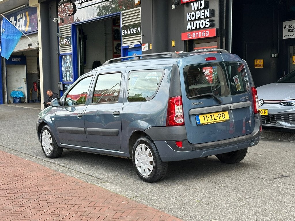 Dacia Logan MCV 1.6 Ambiance 7 Persoons, Auto's, Dacia, Stof, Gebruikt, 4 cilinders, 7 stoelen