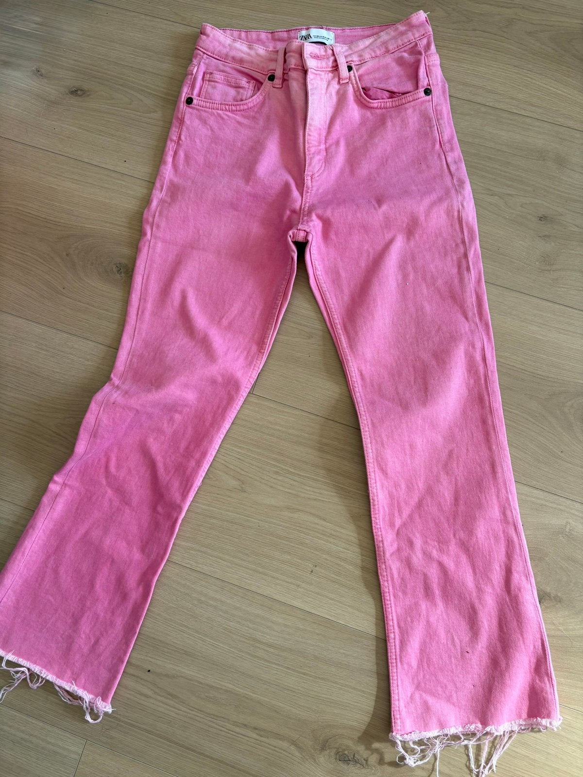 Zara spijkerbroek - roze mt 36, Kleding | Dames, Spijkerbroeken en Jeans, Ophalen of Verzenden, Zo goed als nieuw, Overige kleuren