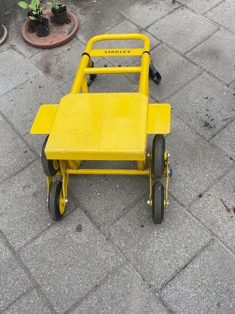 Stanley opvouwbare steekwagen  ft520 ook de trap oplopen, Doe-het-zelf en Verbouw, Transportwagens, Gebruikt, Steekwagen, Minder dan 60 liter
