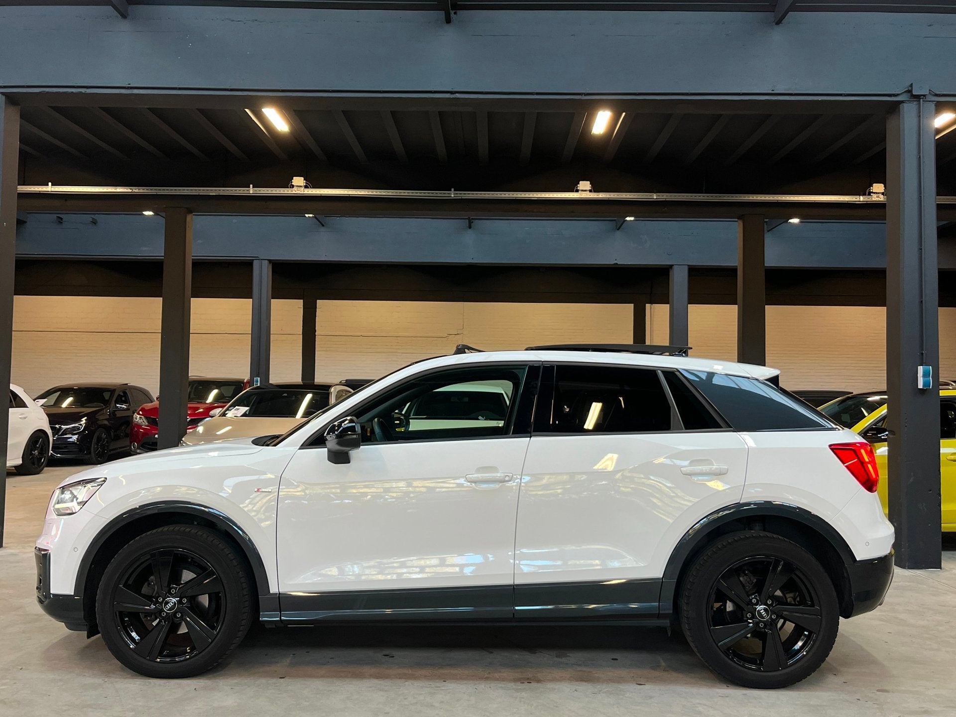 Audi Q2 35 TFSI CoD Sport S Line Edition Pano/Carplay/Acc/Au, Auto's, 4 cilinders, 150 pk, Leder en Stof, Wit
