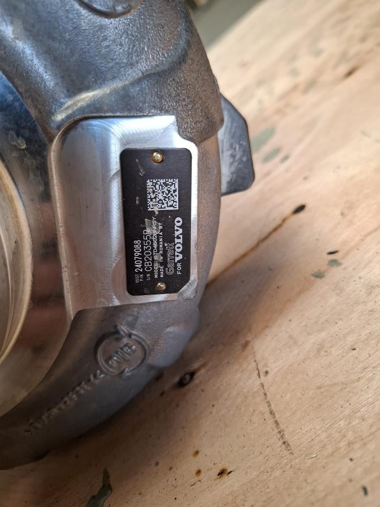 Volvo Turbo D13 2e Gen  85023695, Ophalen, Nieuw, Volvo, Uitlaatsystemen