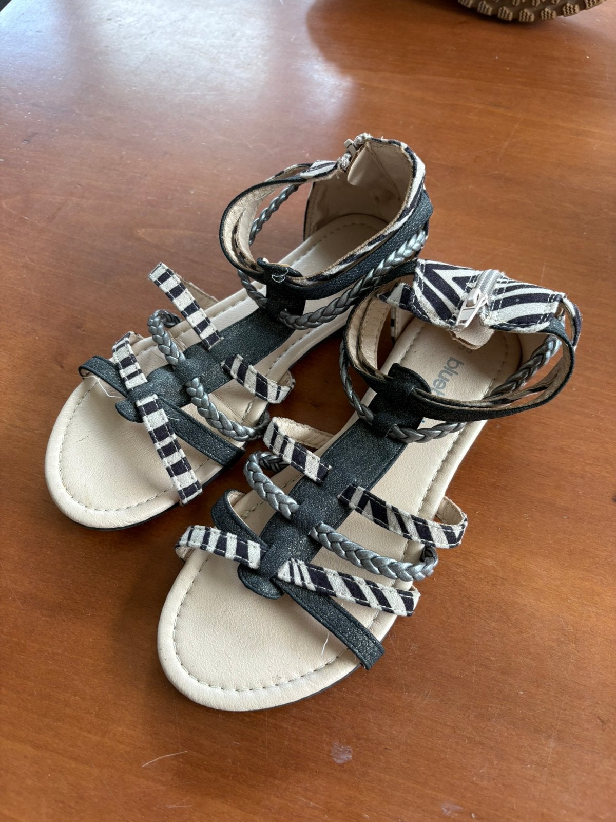 Blue box sandalen zebra print maat 35, Kleding | Dames, Overige kleuren, Nieuw, Dansschoenen, Ophalen of Verzenden