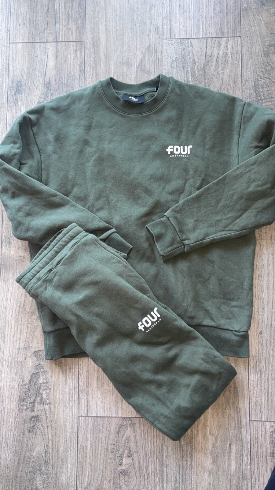 Four Amsterdam trainingspak XS zo goed als nieuw, Kleding | Heren, Sportkleding, Ophalen of Verzenden, Zo goed als nieuw, Maat 46 (S) of kleiner