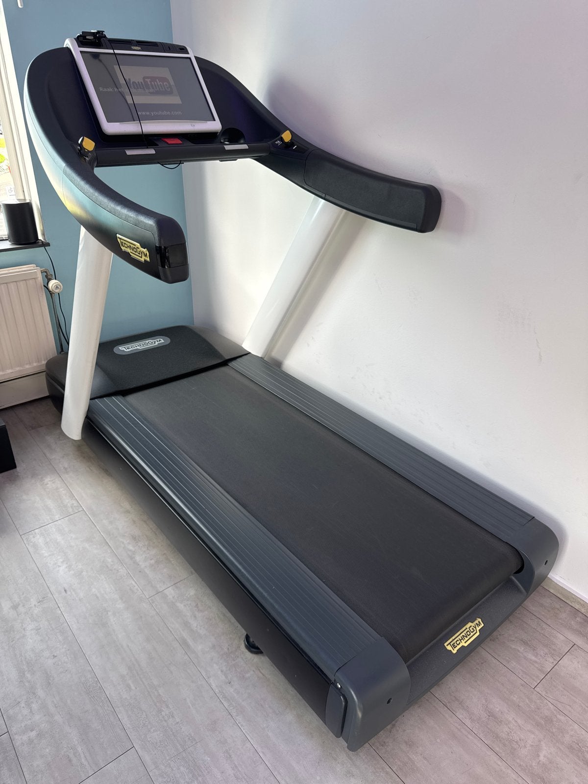 Technogym Loopband - Professionele Kwaliteit, Ophalen, Zo goed als nieuw, Metaal, Loopband