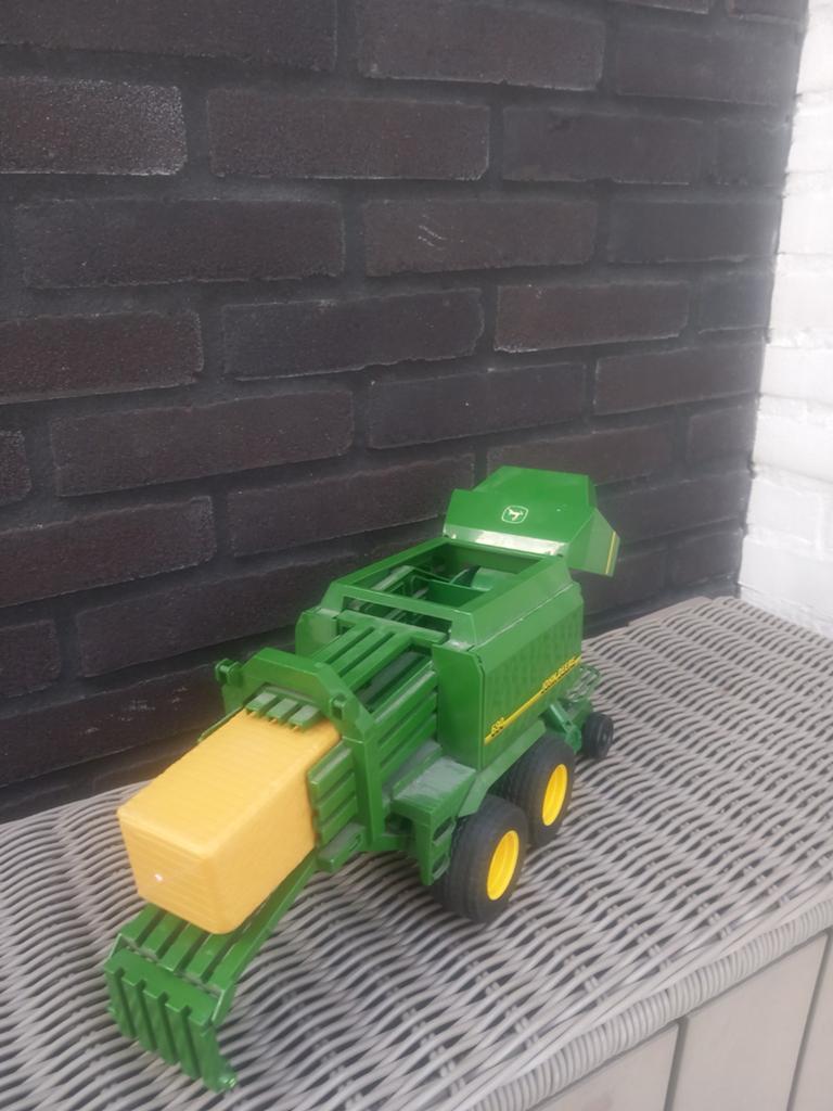 John Deere 690 Balenpers Speelgoedmodel, Ophalen, Zo goed als nieuw