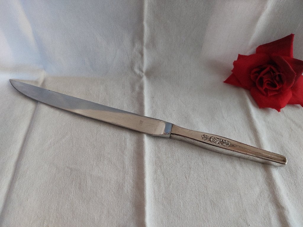Gero 100 model 239 Rose Romantique 1 dessertmes 1 vleesmes, Antiek en Kunst, Antiek | Bestek, Verzenden