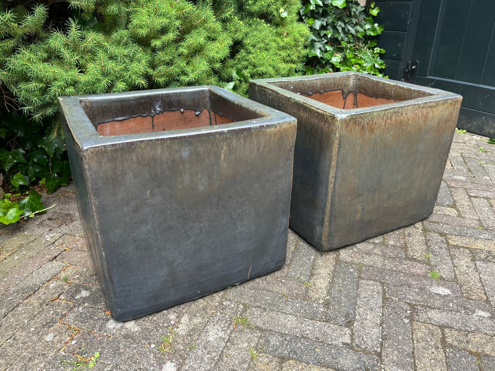 2 Keramieke grote plantenpotten buiten h33 cm 37x37 breed, Ophalen, Overige materialen, Minder dan 60 cm, Vierkant