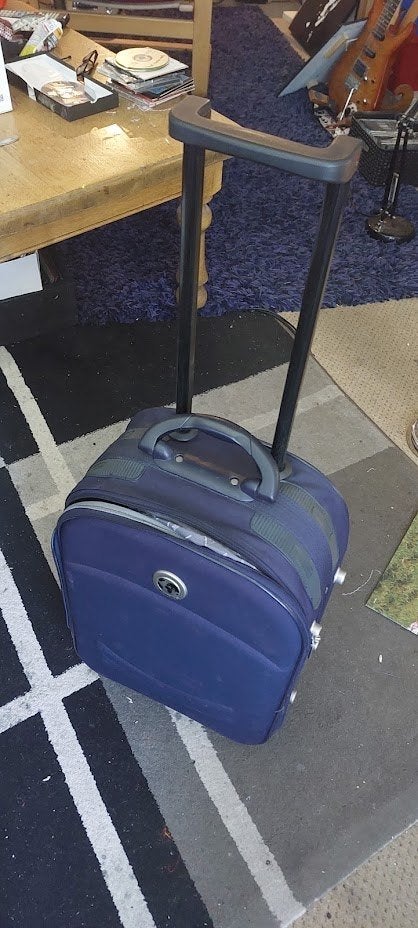 koffer, Overige materialen, 45 tot 55 cm, Zo goed als nieuw, Wieltjes