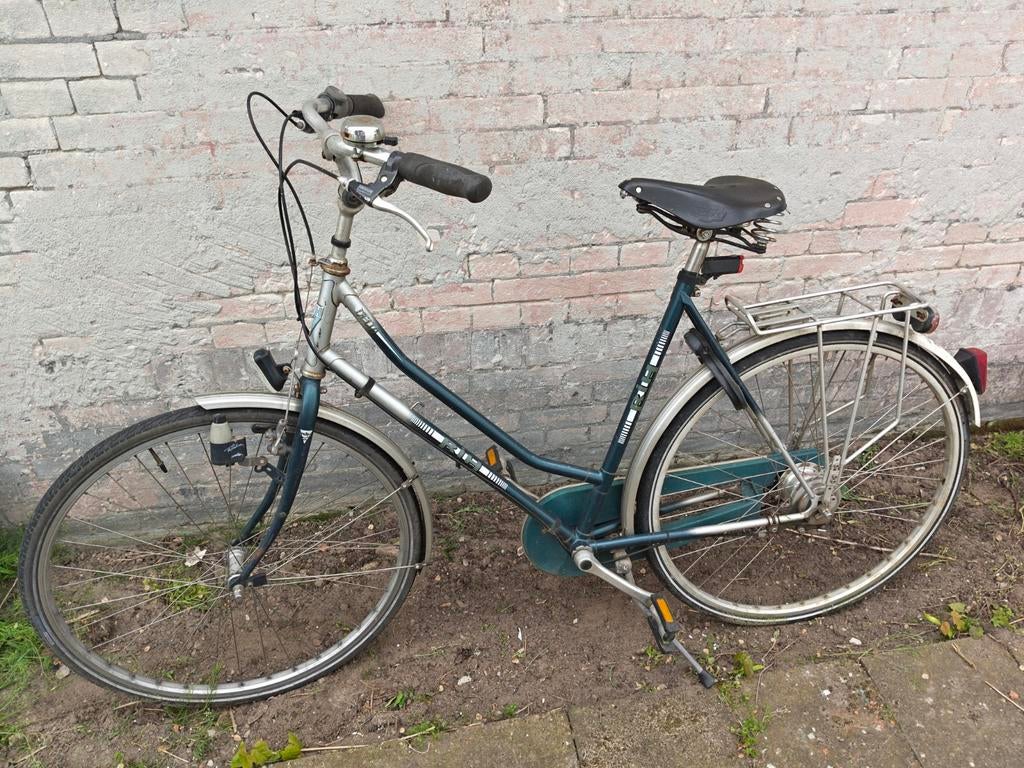 Damesfiets, Ophalen