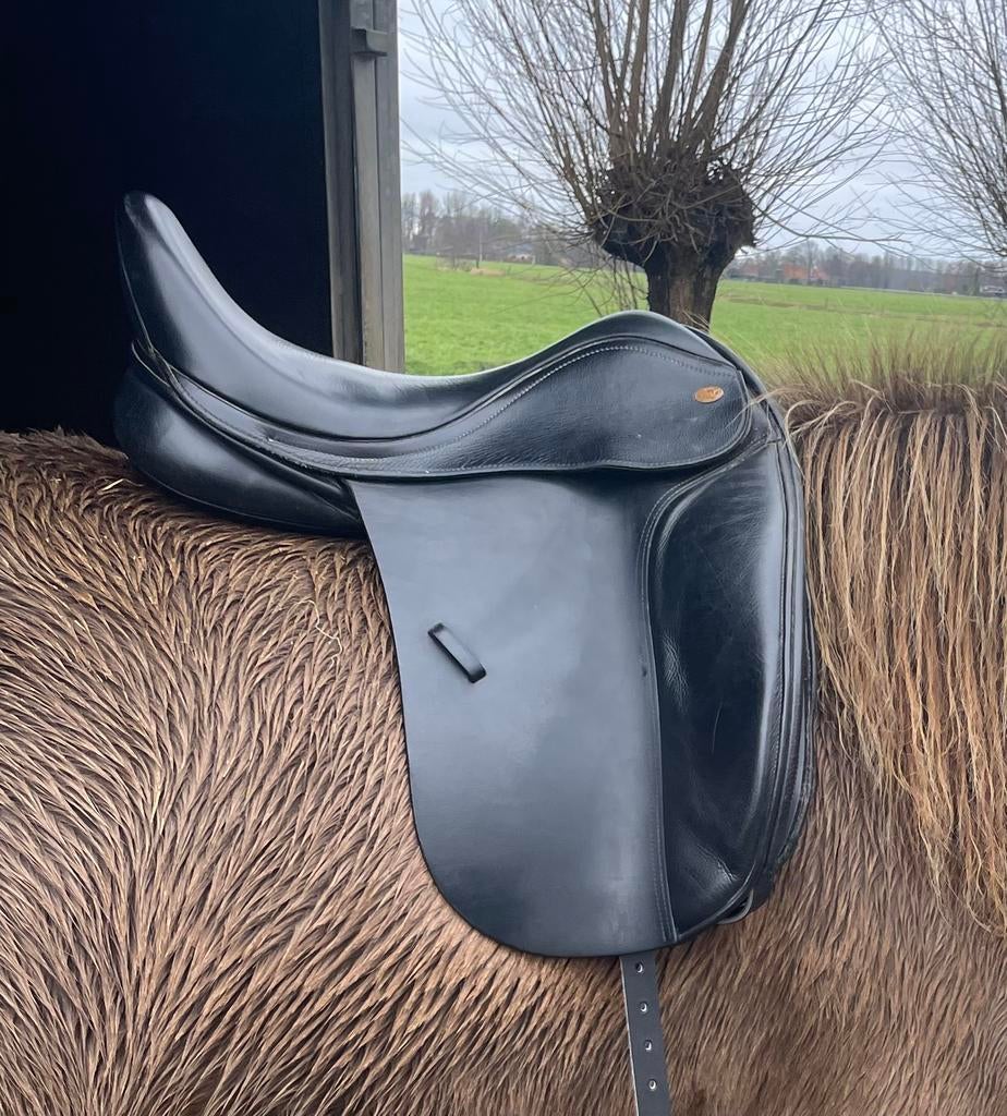 Kent en Masters 17 inch cob dressuurzadel zwart, Ophalen, Dressuur