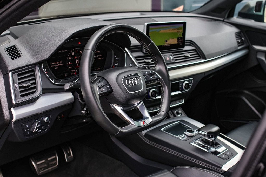 Audi SQ5 3.0 TFSI Quattro *Pano*RS-Stoelen*B&O*Luchtvering*, Automaat, Gebruikt, 2995 cc, Zwart