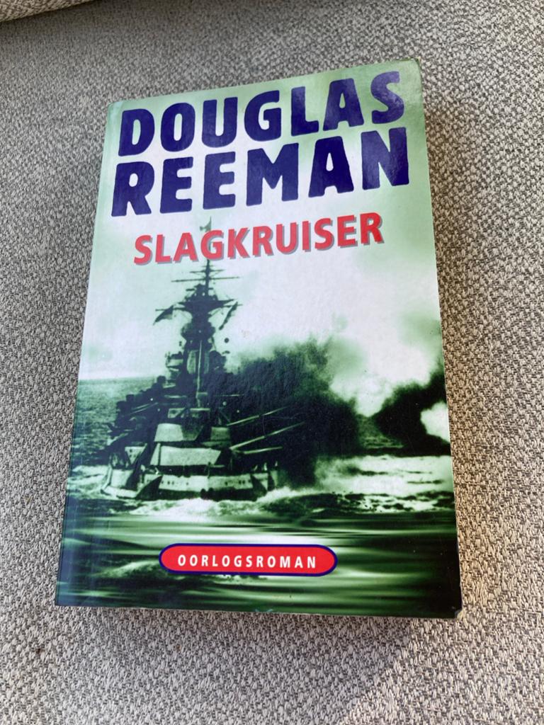 Douglas Reeman - Slagkruiser (Oorlogsroman), Ophalen of Verzenden, Niet van toepassing, Gelezen, Marine