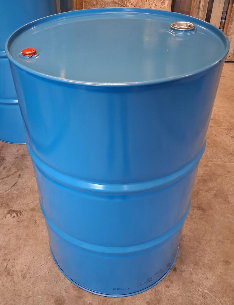 5x 200 liter vat, Ophalen, Gebruikt