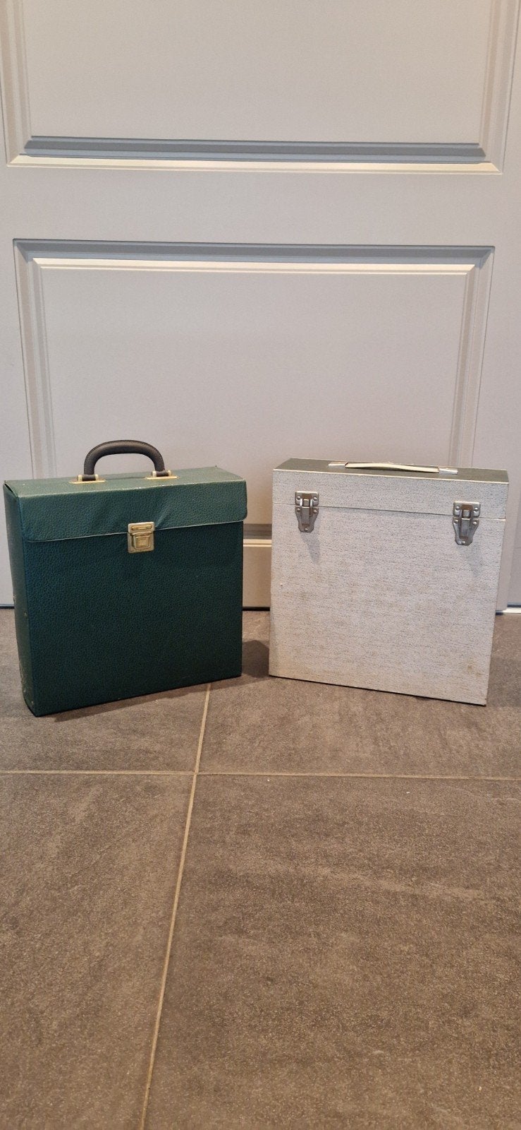2x vintage platenkoffer, Huis en Inrichting, Ophalen, 50 tot 100 cm, Minder dan 50 cm