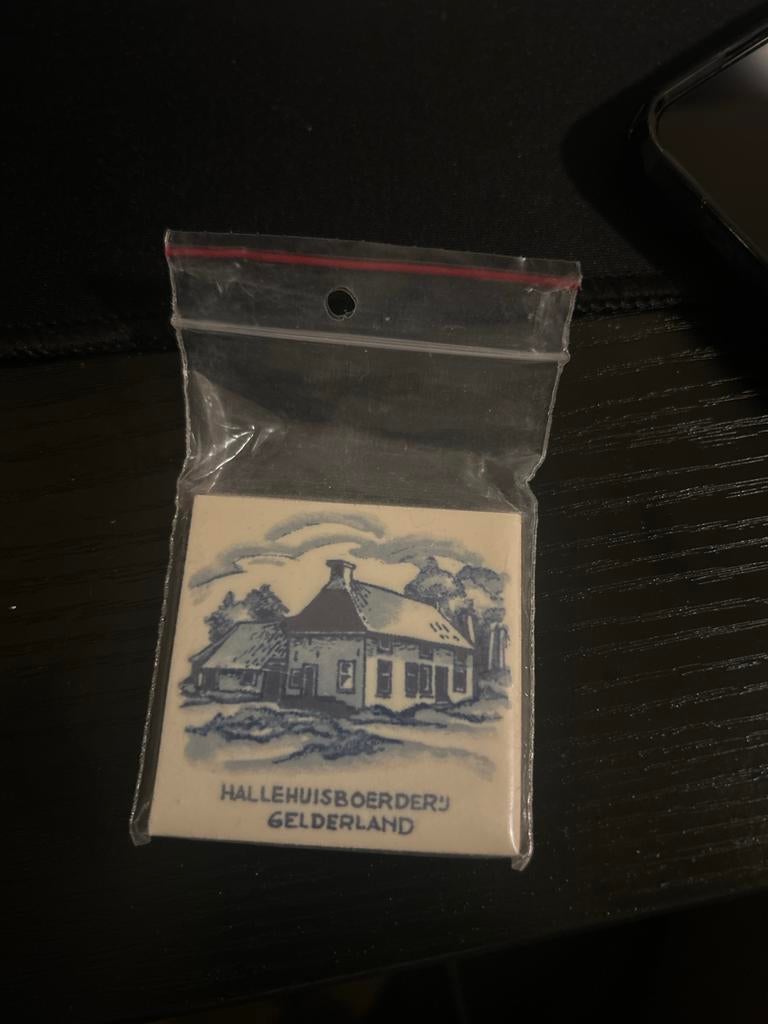 Vintage Knorr spaartegel – Hallehuisboerderij Gelderland, Antiek en Kunst, Antiek | Wandborden en Tegels, Ophalen of Verzenden