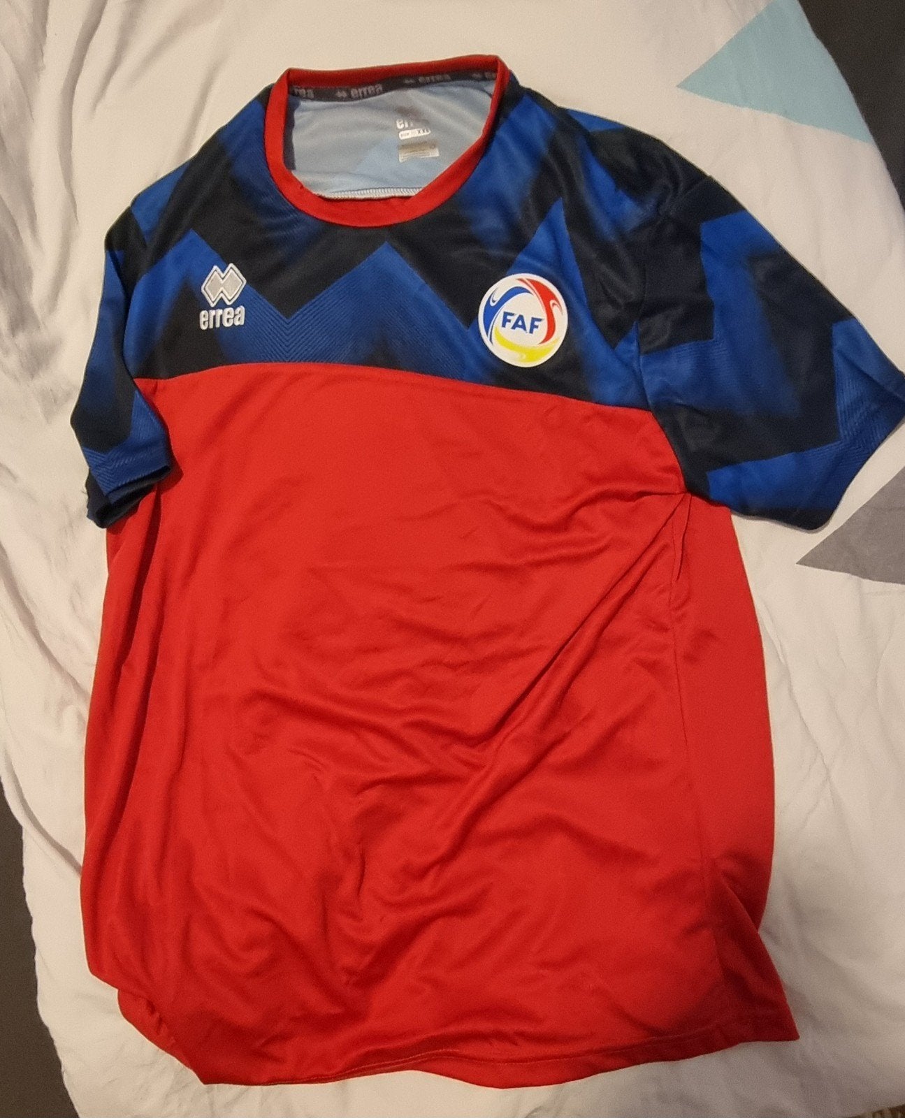 Andorra Staff Shirt Maat XXL, Nieuw, Overige maten, Voetbal, Errea