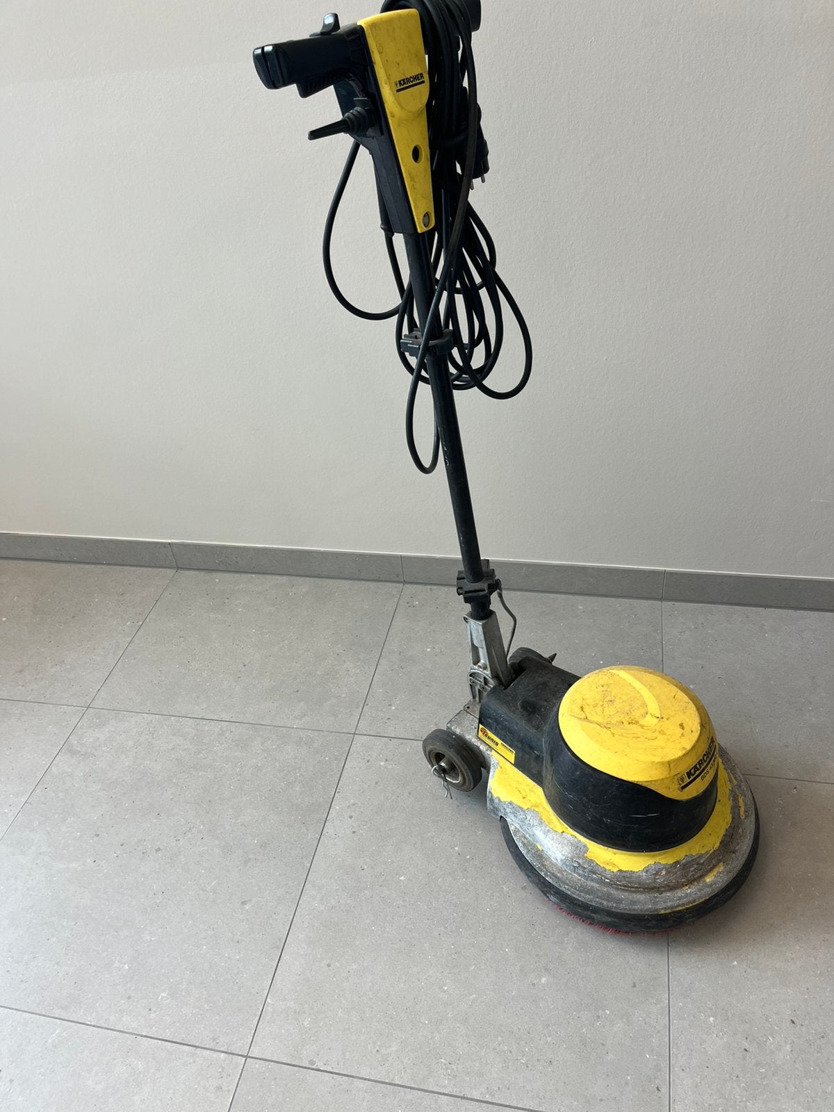 Te koop borstelmachine, Ophalen, Gebruikt