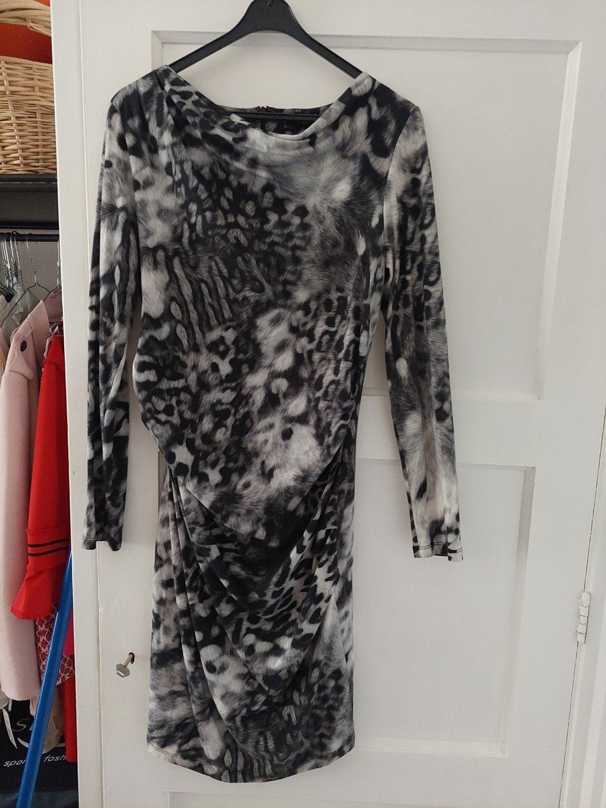 Mark van der jurk met dierenprint 40, Kleding | Dames, Jurken, Mark van der, Ophalen, Gedragen, Maat 38/40 (M)