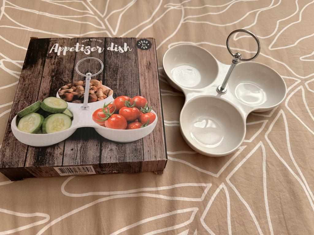 Appetizer schaal met 3 vakjes, Huis en Inrichting, Keramiek, Nieuw, Ophalen of Verzenden, Schaal of Schalen