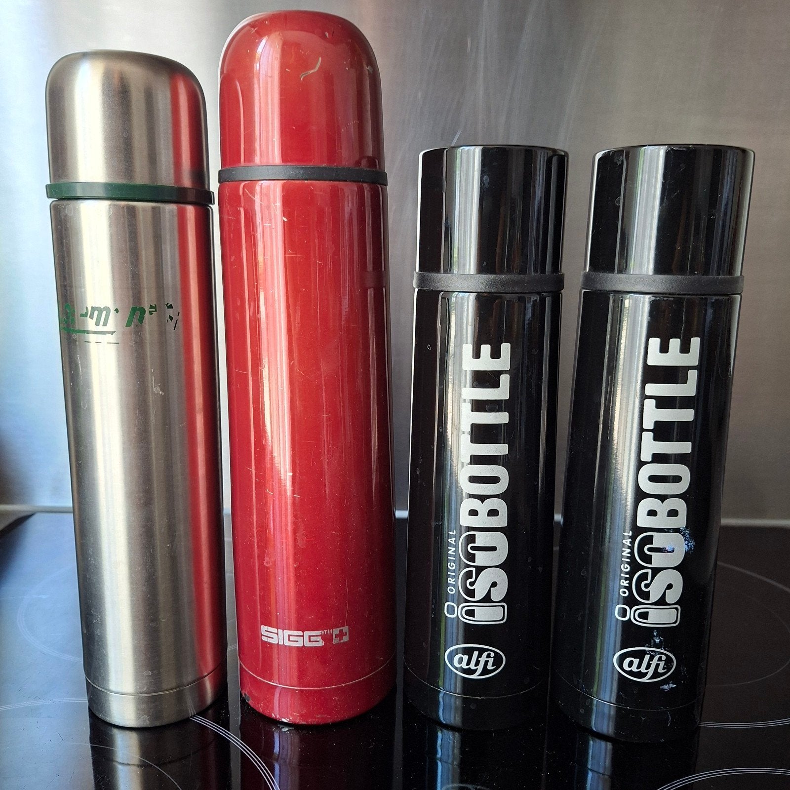 4 thermosflessen, waaronder Sigg en Alfi, Zilver, Ophalen of Verzenden, Metaal, Overige merken