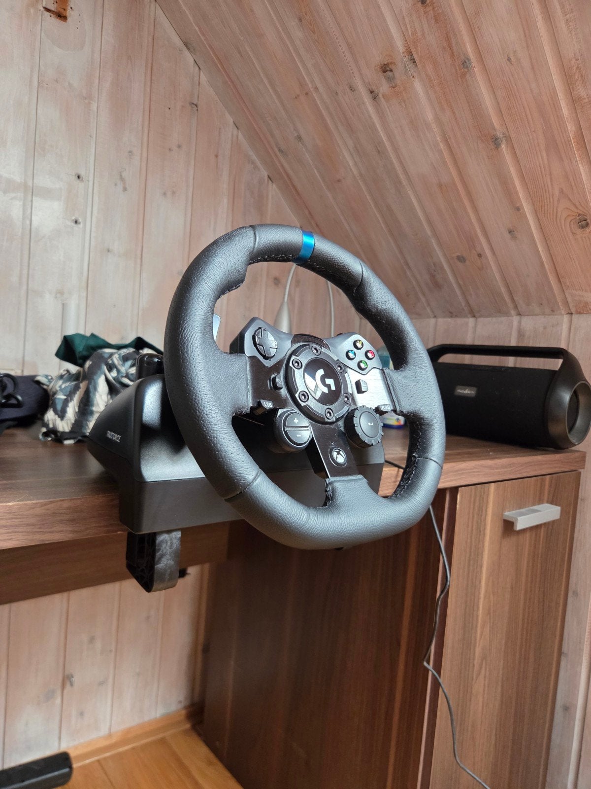 Logitech G G923 Racestuur en pedalen, Spelcomputers en Games, Spelcomputers | Xbox | Accessoires, Ophalen, Zo goed als nieuw, Stuurtje of Sportattribuut
