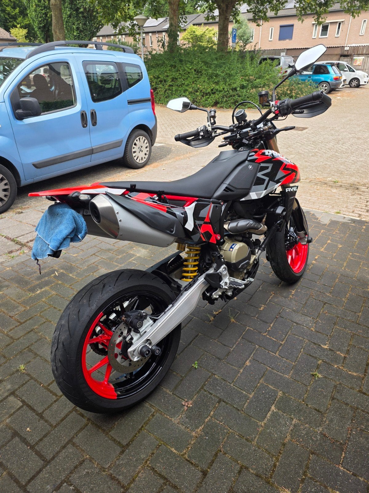 Meest complete Ducati hypermotard 698 RVE, Motoren, Particulier, Meer dan 35 kW, 1 cilinder, Naked bike