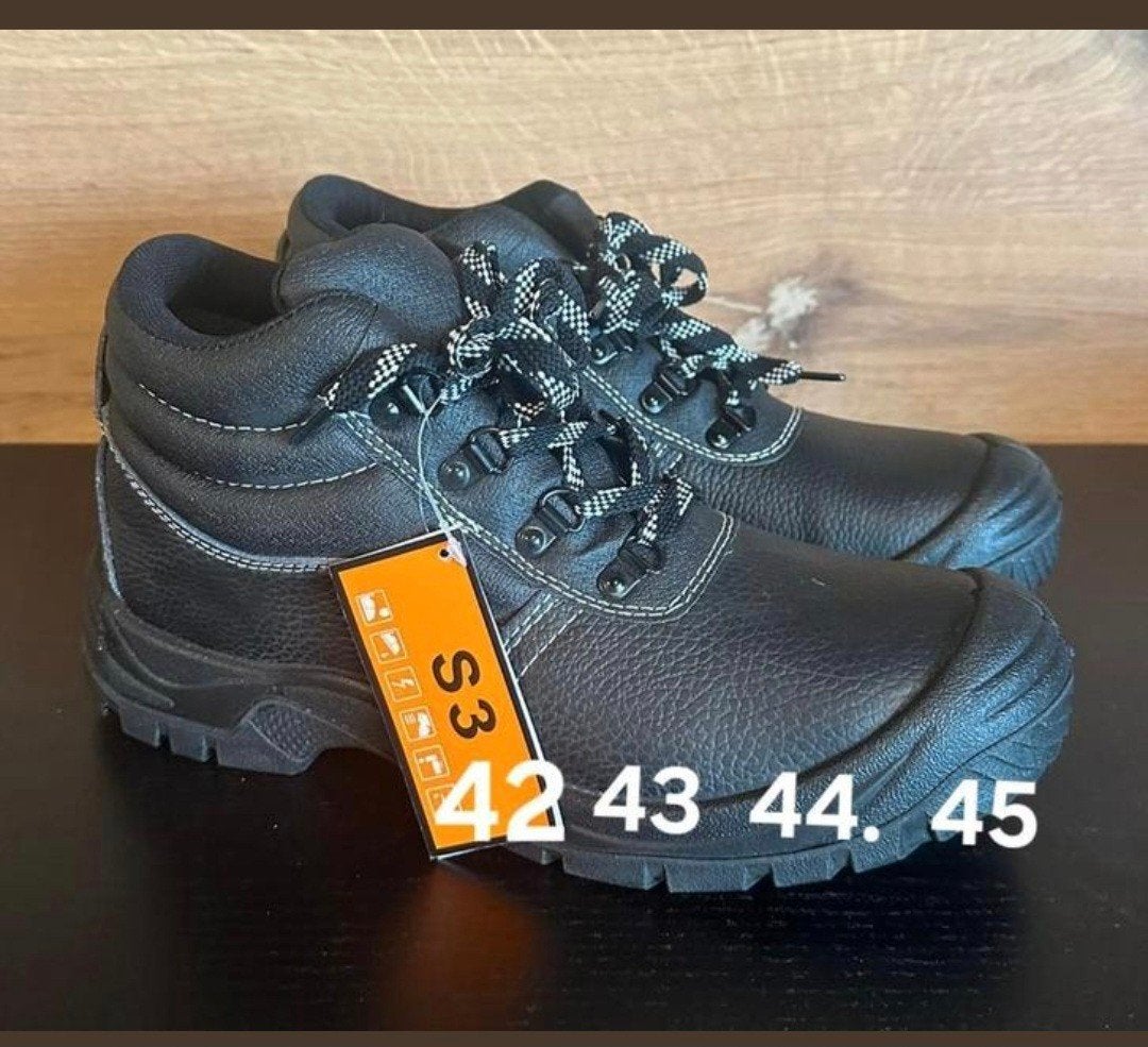 Partij van 100 paar Werkschoenen, Ophalen