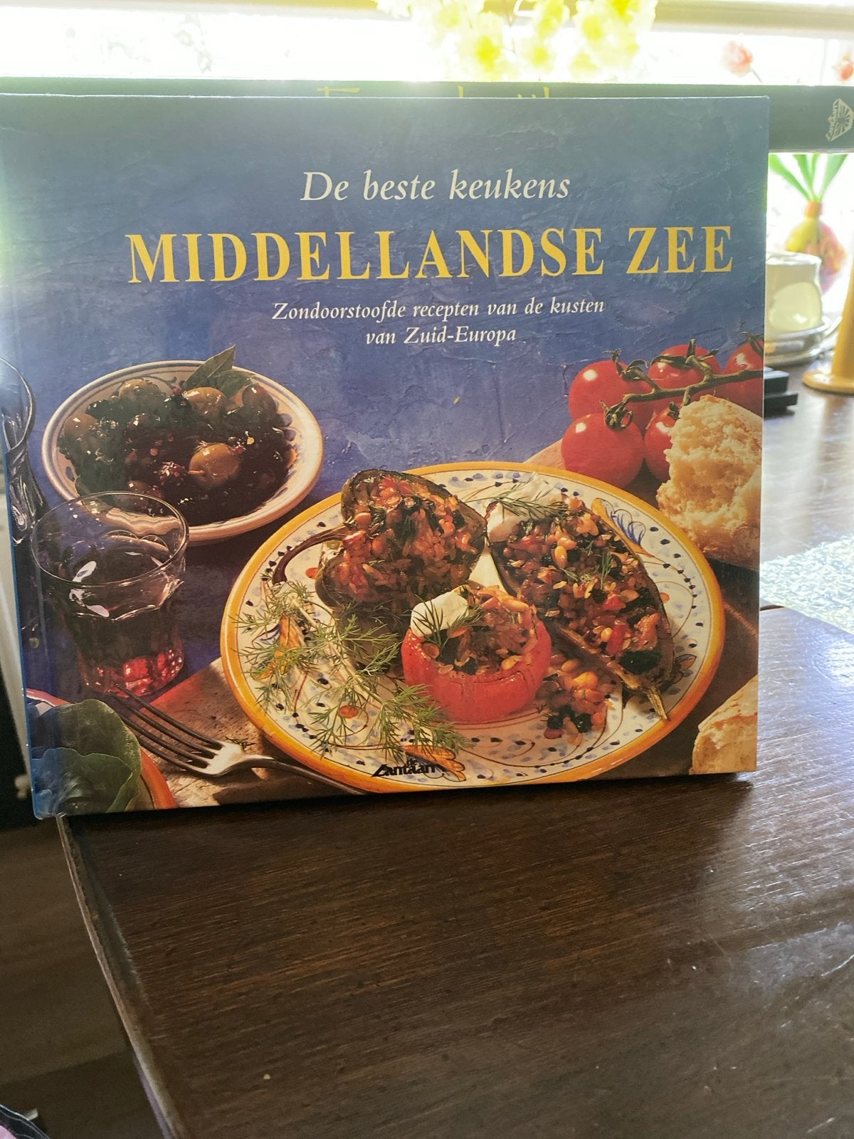 De beste keukens: Middellandse Zee kookboek, Ophalen of Verzenden, Gelezen, Europa, Voorgerechten en Soepen