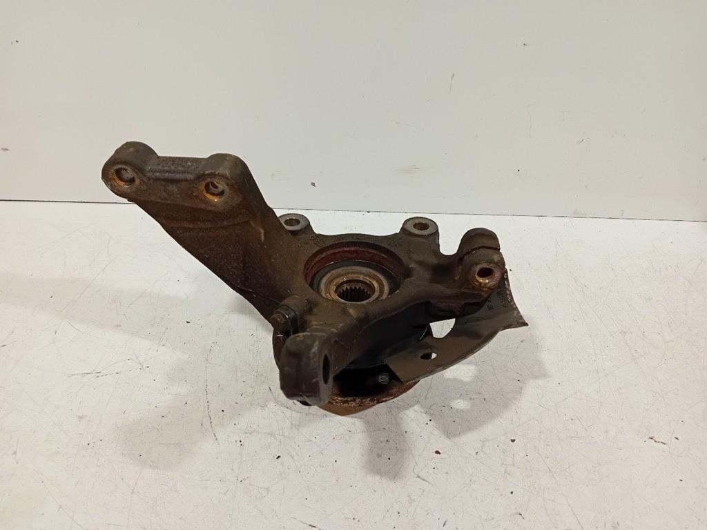 Wielnaaf links voor Nissan Micra, Onderdelen@venauto.nl, Van der Ven Autorecycling B.V., Gebruikt, Ettenseweg 76, 4706 PB Roosendaal, The Netherlands