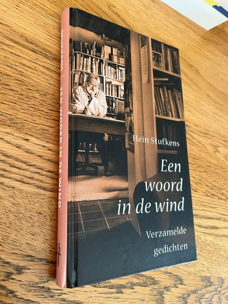 Een woord in de wind - Hein Stufkens (Verzamelde gedichten), Boeken, Ophalen of Verzenden, Zo goed als nieuw, Eén auteur